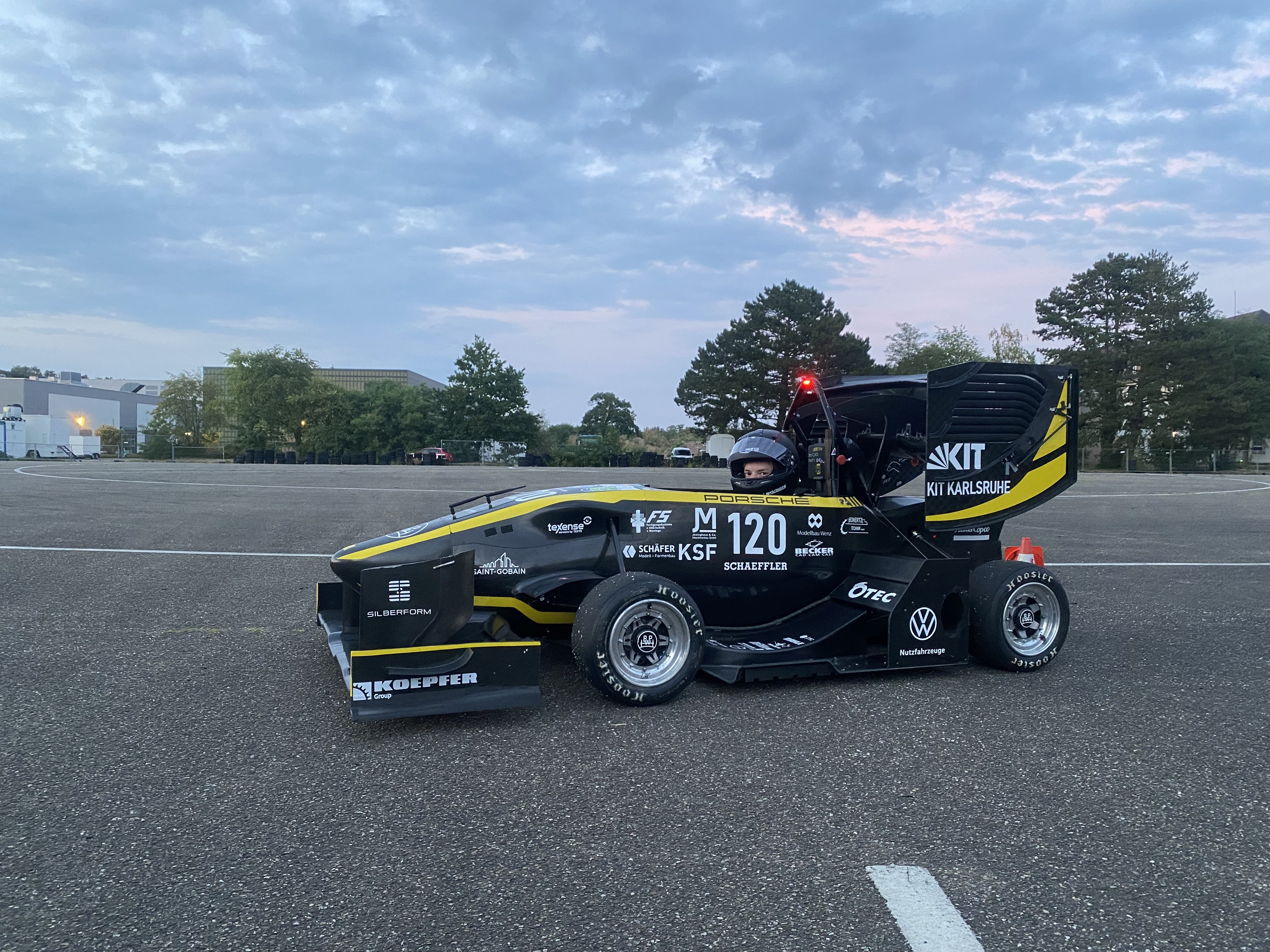 Me inside the KIT21e